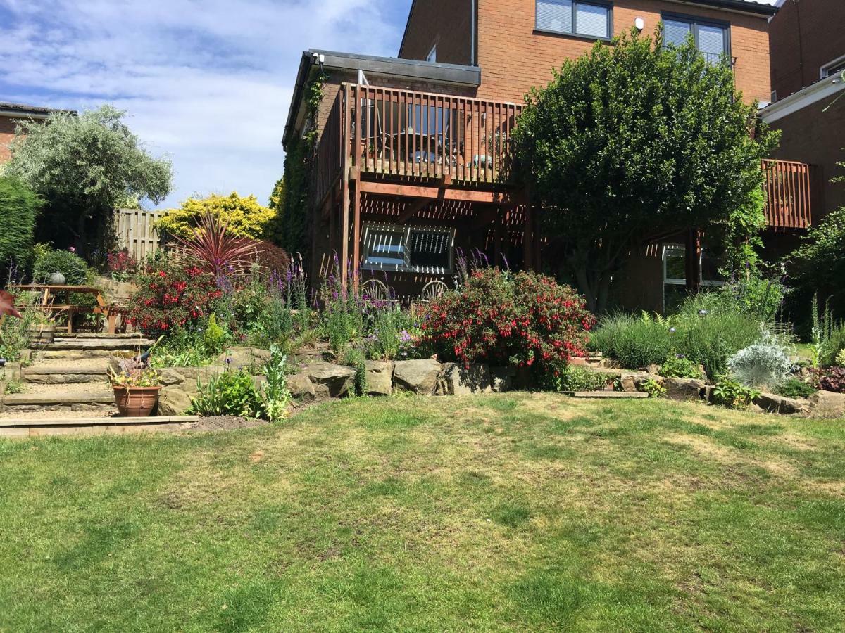 The Garden Apartment, Near Airport & Appartement